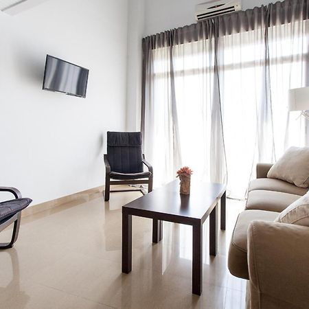 Apartamentos Edificio Constitucion إشبيلية الغرفة الصورة