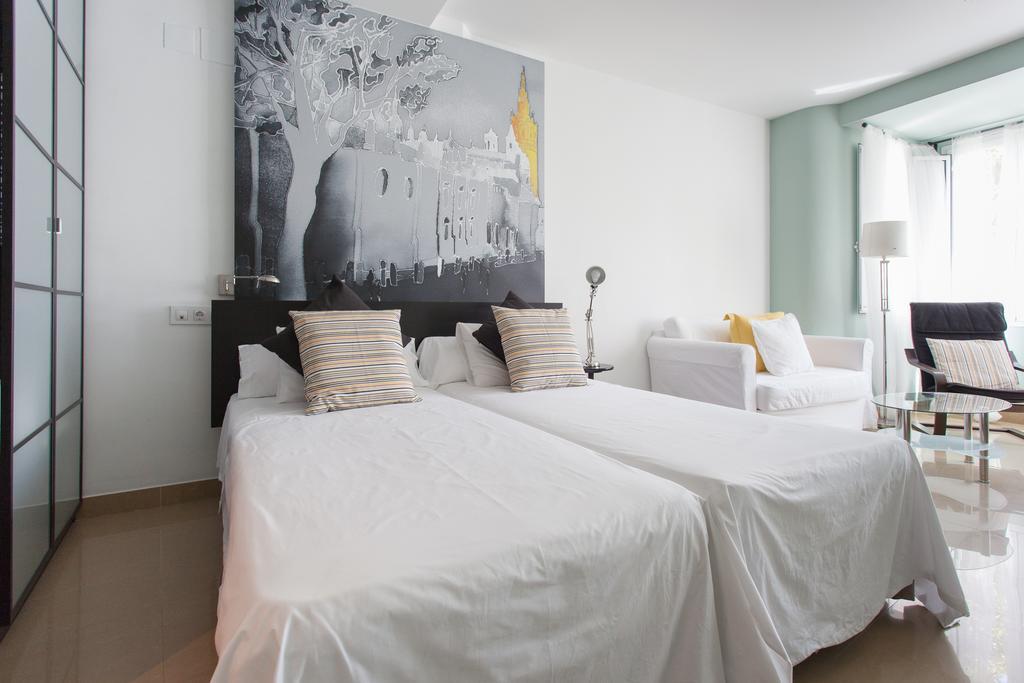 Apartamentos Edificio Constitucion إشبيلية الغرفة الصورة