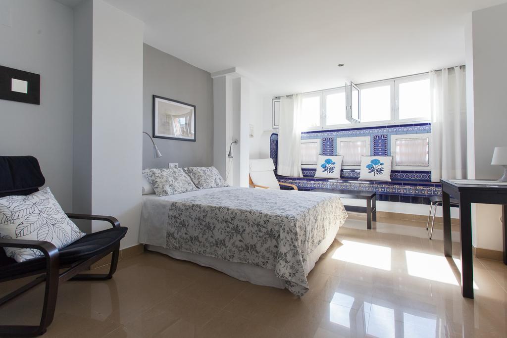 Apartamentos Edificio Constitucion إشبيلية الغرفة الصورة