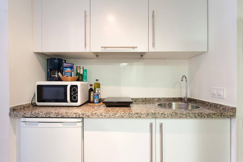 Apartamentos Edificio Constitucion إشبيلية الغرفة الصورة