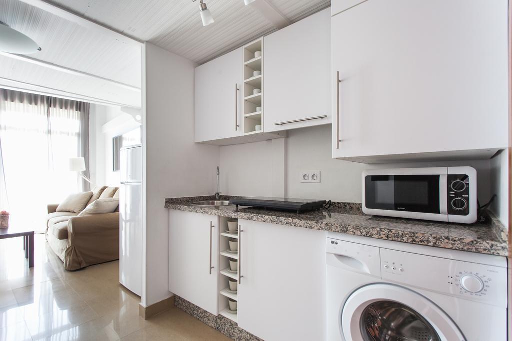 Apartamentos Edificio Constitucion إشبيلية الغرفة الصورة