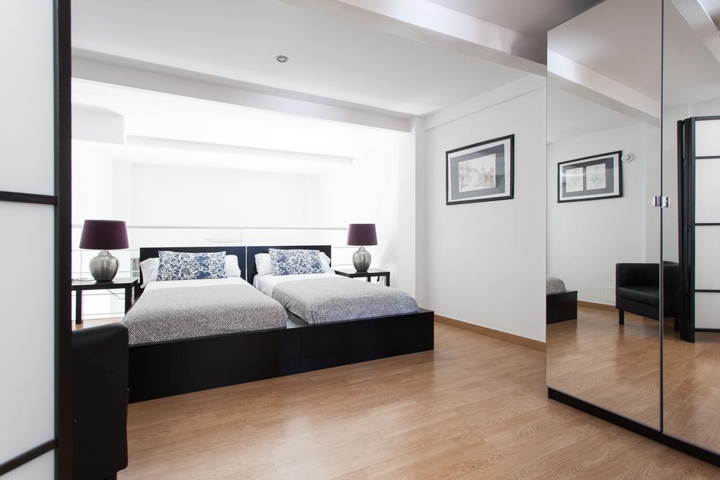 Apartamentos Edificio Constitucion إشبيلية الغرفة الصورة