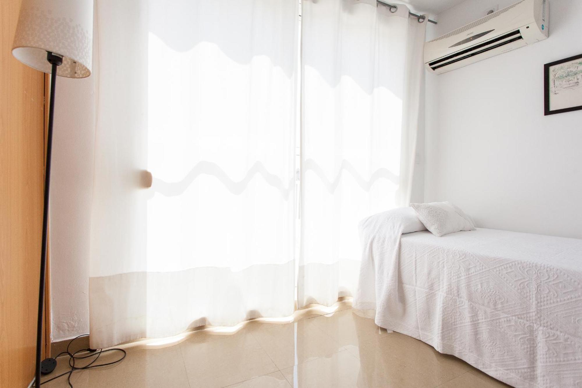 Apartamentos Edificio Constitucion إشبيلية الغرفة الصورة