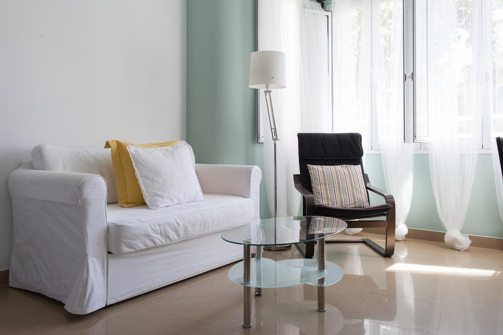 Apartamentos Edificio Constitucion إشبيلية الغرفة الصورة