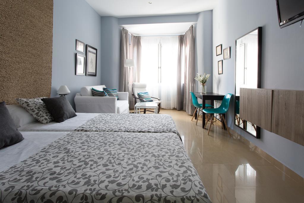 Apartamentos Edificio Constitucion إشبيلية الغرفة الصورة