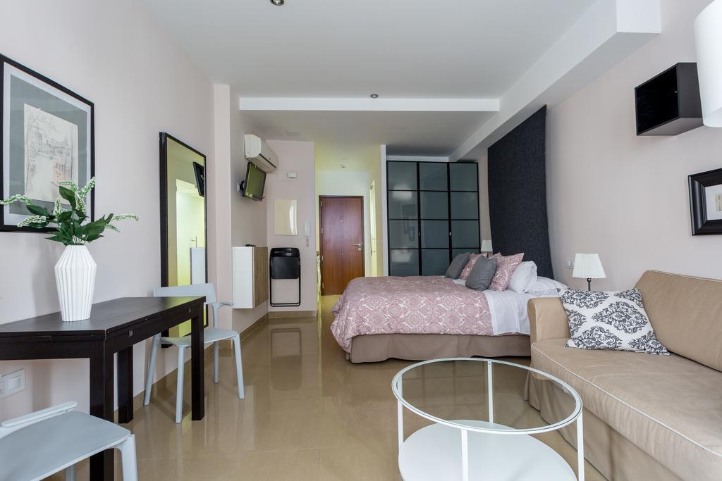 Apartamentos Edificio Constitucion إشبيلية المظهر الخارجي الصورة
